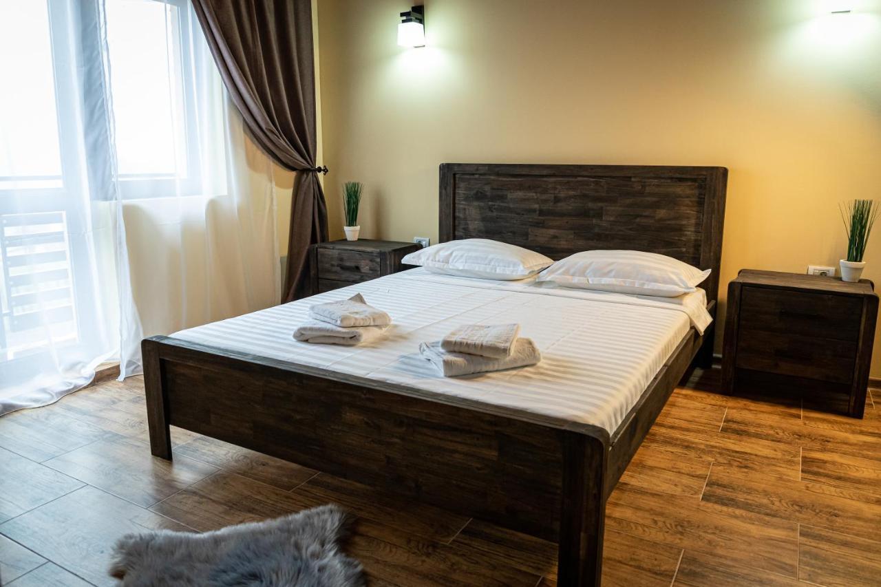 Villa Wild Petroşani Esterno foto